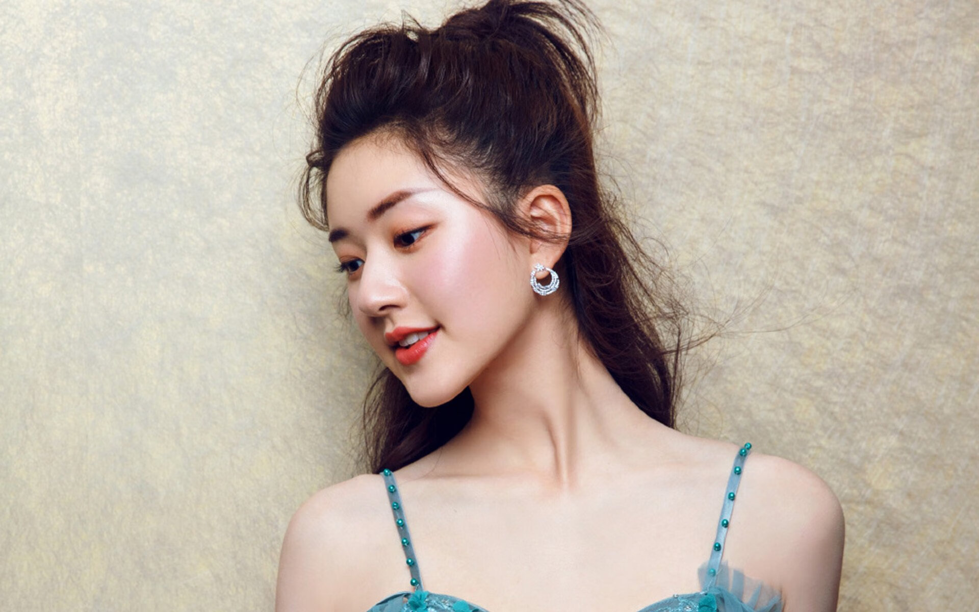 开云中国大陆-_雄鹿持续稳步提升，迎来佳绩_，雄鹿11